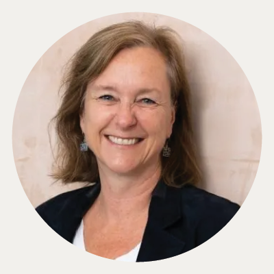 Suzanne Smith